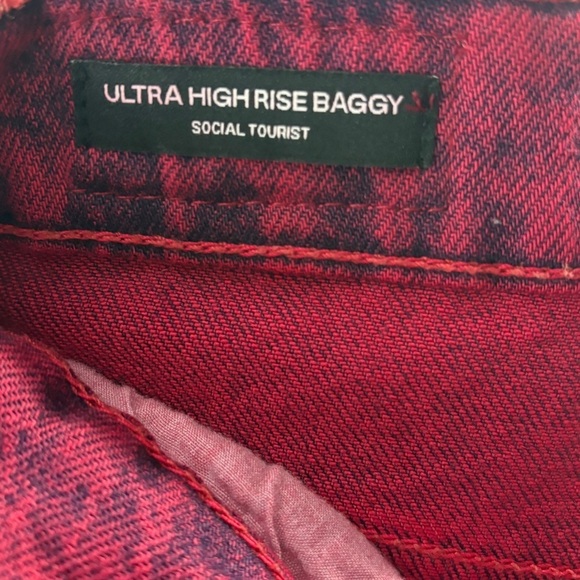 Social Tourist Ultra High Rise Baggy Jeans Red/Pink Size 30 Womens - Picture 10 of 11